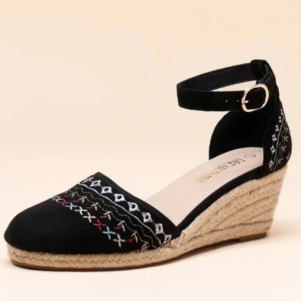 Dream Pairs Esperanza Platform Wedge Heels Size 7